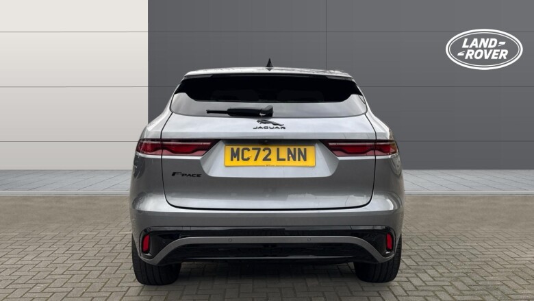 Jaguar F-Pace 2.0 D200 R-Dynamic Black 5dr Auto AWD Diesel Estate